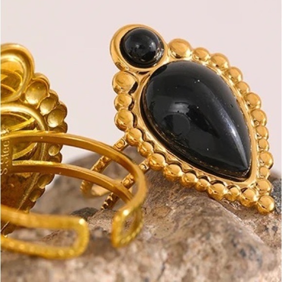 18K Gold Plated *Vintage Black Natural Stone Ring - Picture 6 of 8